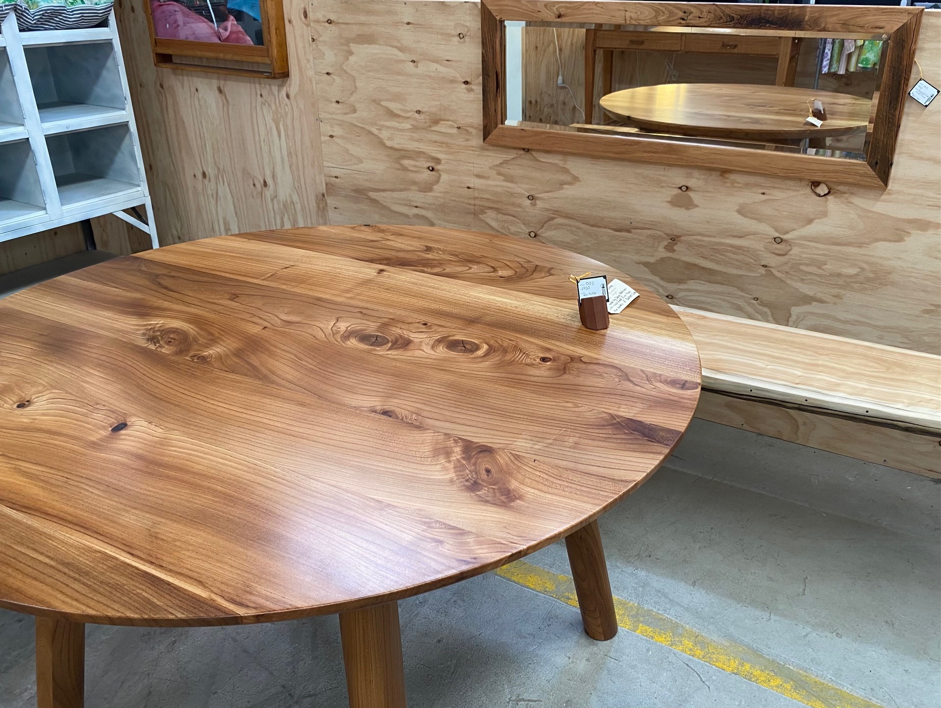 Sustainability at the heart of bespoke furniture pieces